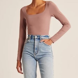 A&F square neck top